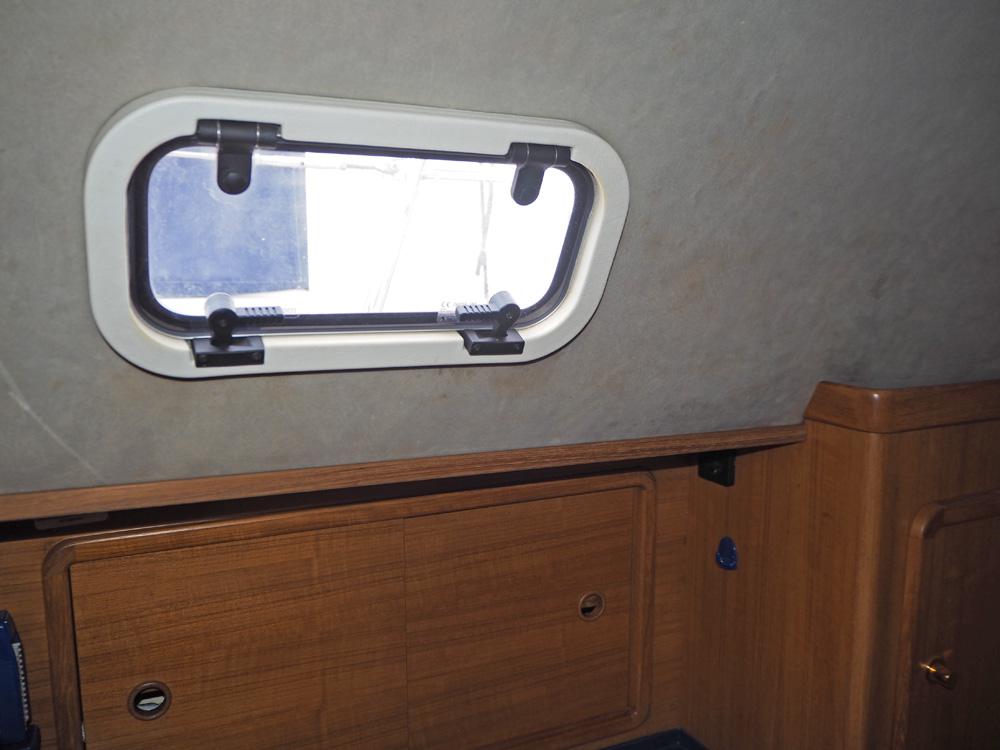 Salon, Accommodatie
